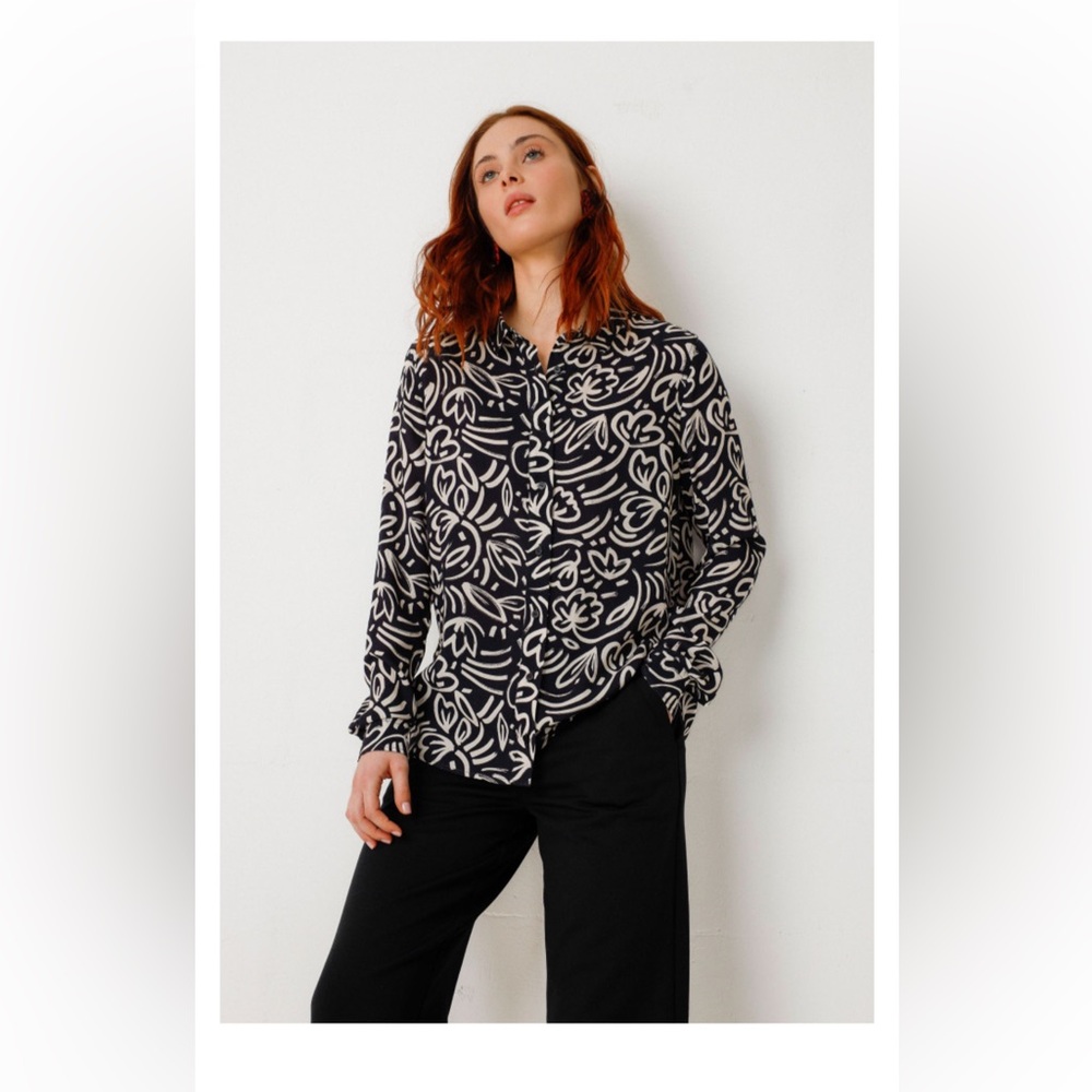 SKFK ASUNE SHIRT NWT